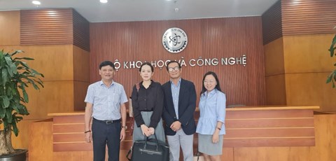 Buổi làm việc giữa Cục Ứng dụng và Phát triển công nghệ với đại diện Infocomm ASIA tại Việt Nam